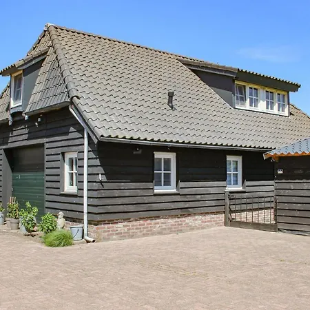 2 Bedroom Awesome In *