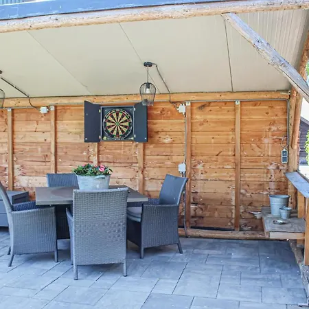 2 Bedroom Awesome In Holiday home