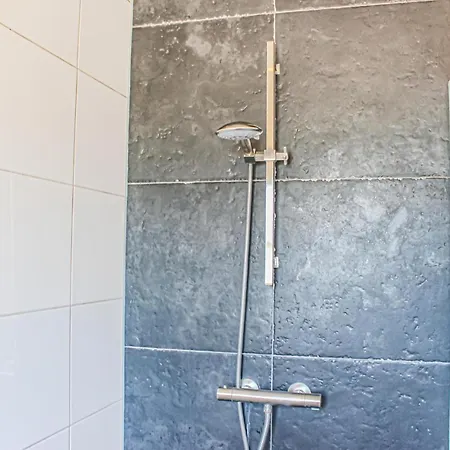 2 Bedroom Awesome In Holiday home Udenhout