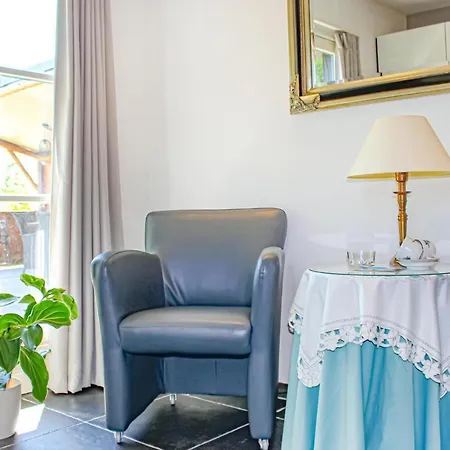 度假居 2 Bedroom Awesome In *