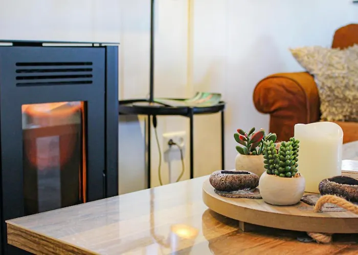 Hébergement de vacances 2 Bedroom Awesome In Udenhout