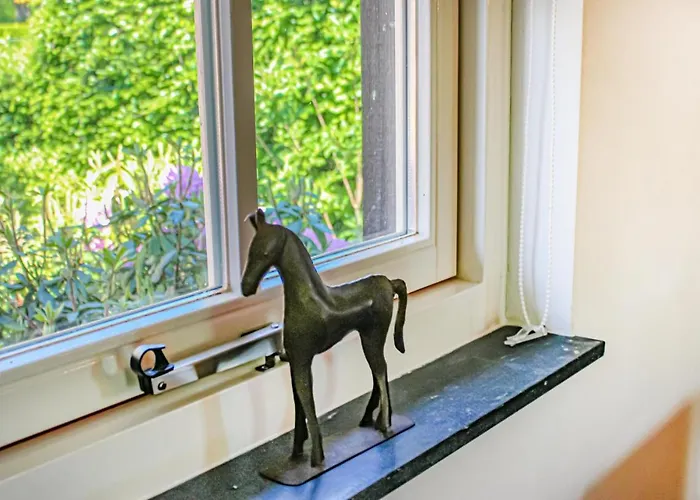 2 Bedroom Awesome In Hébergement de vacances