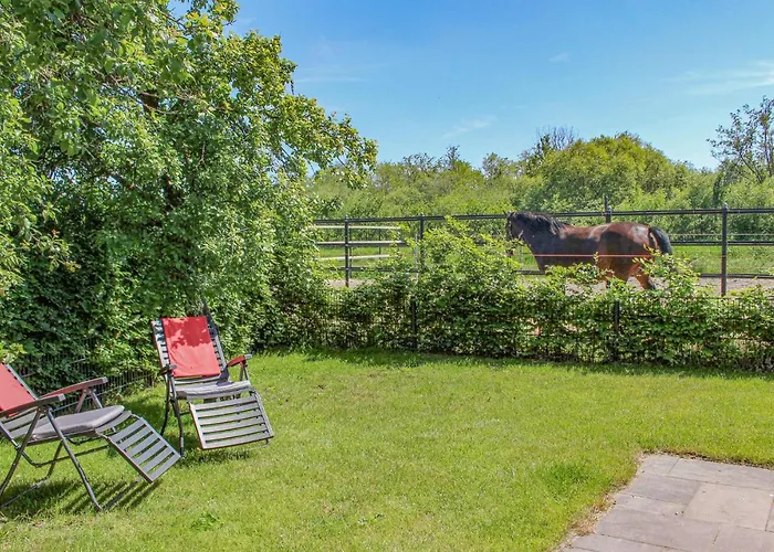 2 Bedroom Awesome In Udenhout