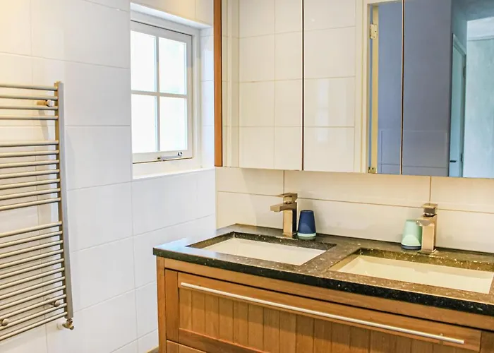 2 Bedroom Awesome In * Udenhout